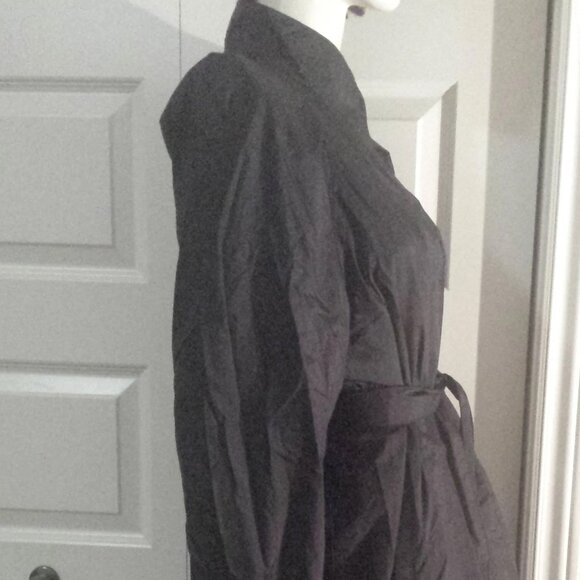 Weather Wise by Betsy B Rubberized Vintage Black Belted Raincoat Puff Shoulder - Picture 4 of 10